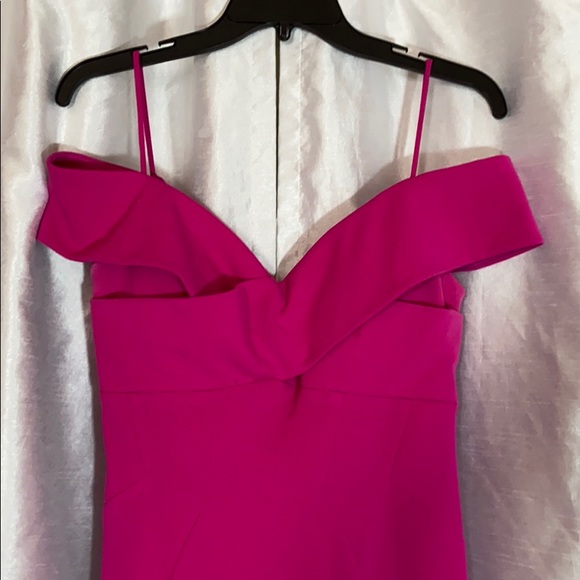 Night Way fuchsia mermaid gown - Picture 2 of 6